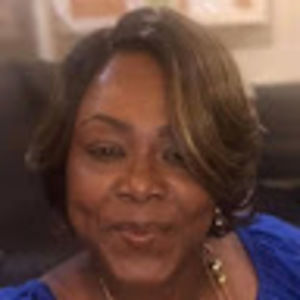 Meet your Posher, Tia